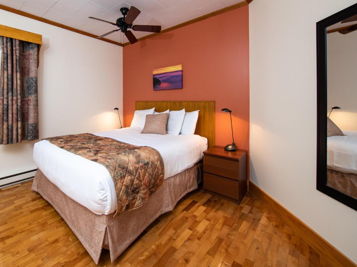 Au Pic De L'Aurore Motel-Chalets Perce Kültér fotó