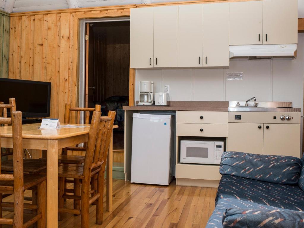 Au Pic De L'Aurore Motel-Chalets Perce Szoba fotó